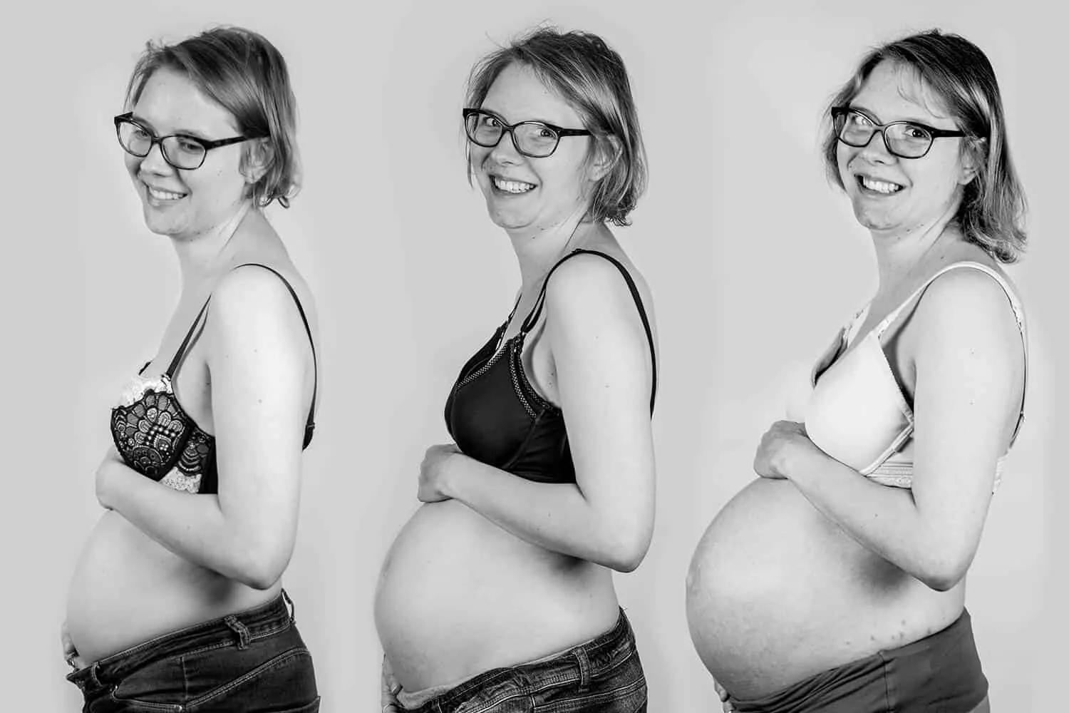 Triptyque en noir et blanc d’une future maman, les mains posées sur son ventre